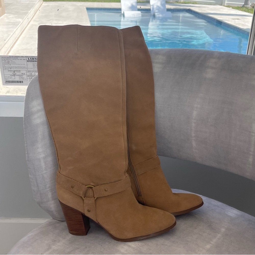 Ralph Lauren Fareeda Tan Boots Size 7
